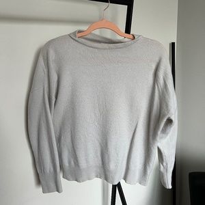 Iris & Ink Cashmere Sweater Size Medium